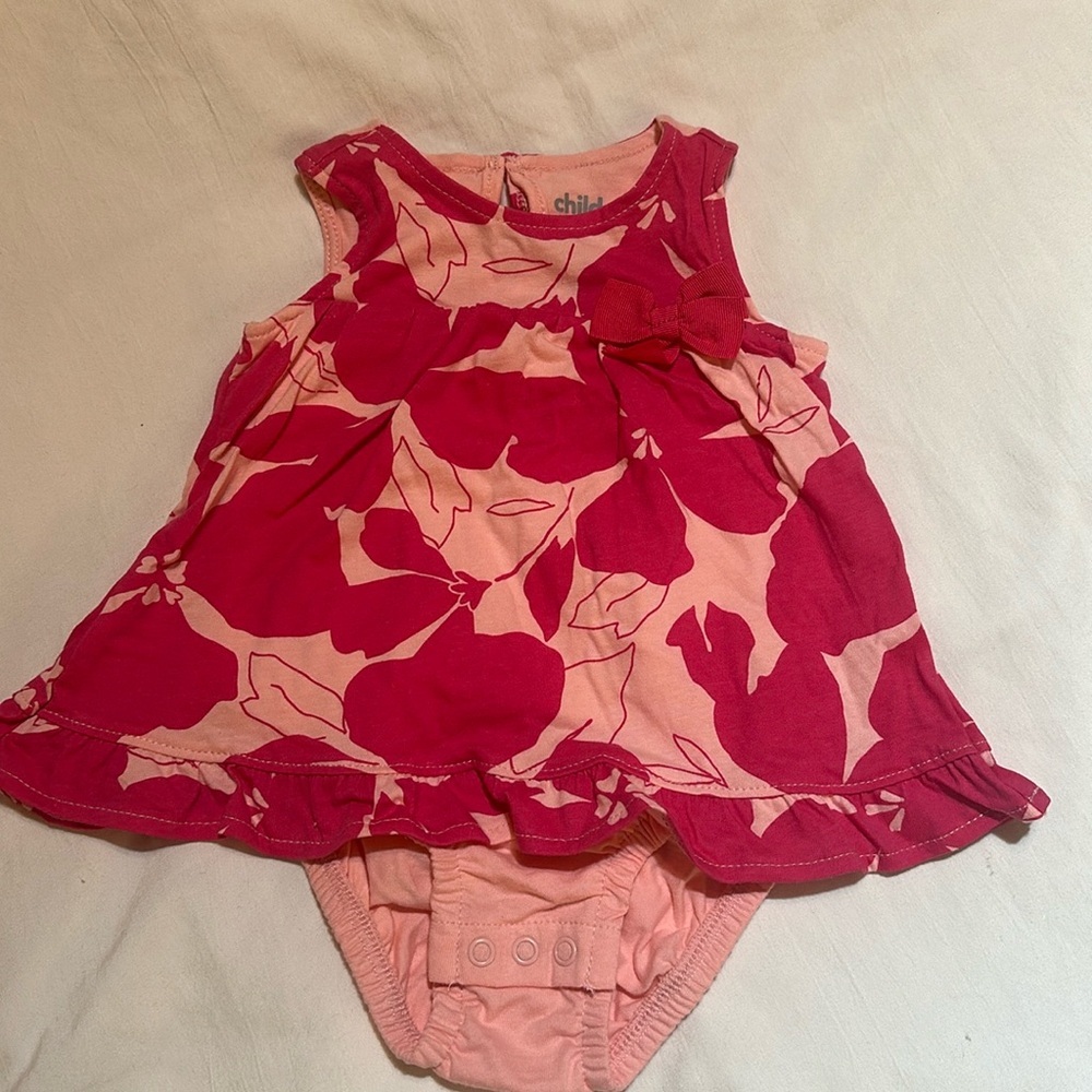 Baby girl’s 3-6months floral dress one piece